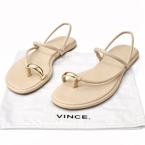 New with Tag! $295 Vince Beautiful Cream Leather Sandals with Gold Accent sz 9